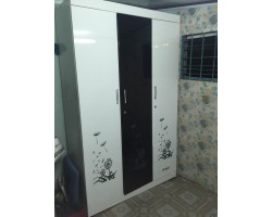 Tủ Áo 3 Cánh Trắng